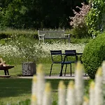 Chiemsee Exklusiv Ferienapartment Schneeganserhof - Ein Refugium Fuer Laengere Erholsame Aufenthalte In Alleinlage Am Chiemsee Grabenstätt