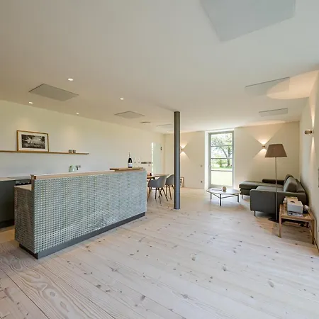 Lägenhet Chiemsee Exklusiv Ferienapartment Schneeganserhof - Ein Refugium Fuer Laengere Erholsame Aufenthalte In Alleinlage Am Chiemsee Grabenstätt